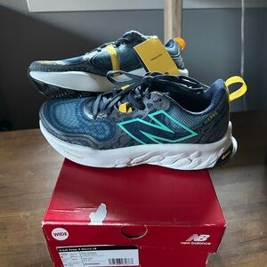 New Balance Fresh Foam X Hierro v8 Trail Running Shoe NWT
